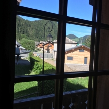 View from landing to balcony & into Abondance
